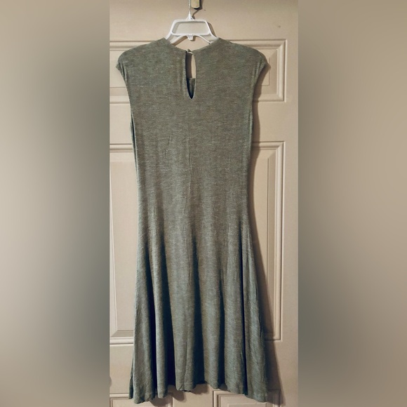 Ralph Lauren Olive Midi Dress with Cap Sleeves…sz Medium - Picture 2 of 5
